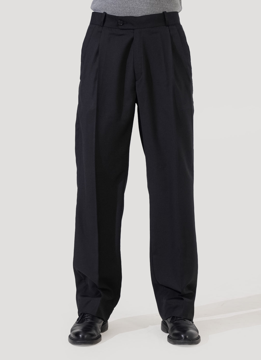 Double Pleated Pants — Black