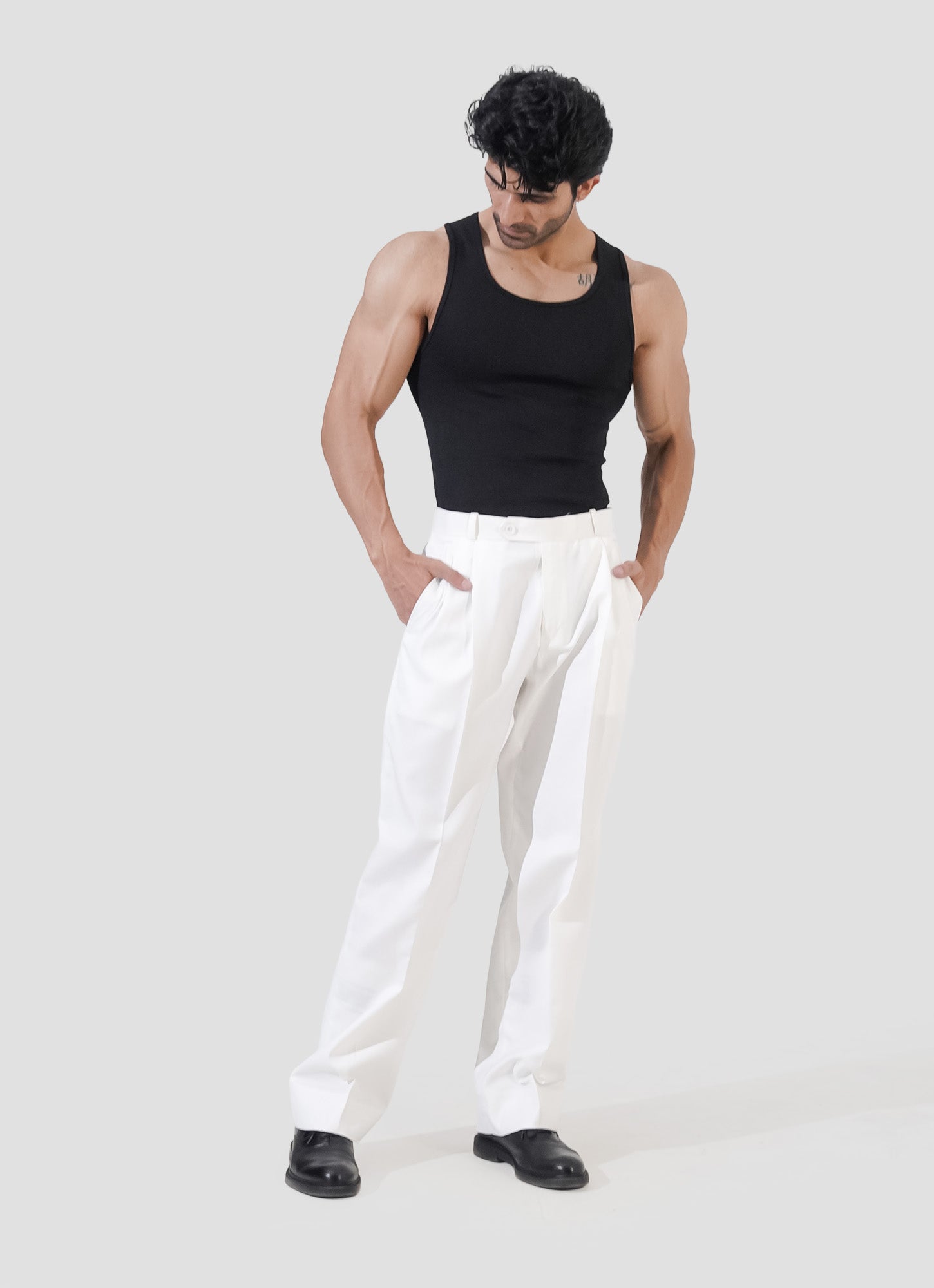 Double Pleated Pants — White